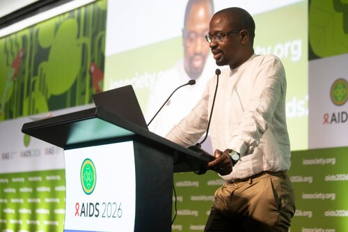 AIDS 2026, the 26th International AIDS Conference. Rio de Janeiro, Brazil.
Friday, 31 July 2026.

PL05. Rapporteur report-back session.
In the photo:Alegra Wolter, Suara Kita and the Kirby Institute, Indonesia.Allan Maleche, KELIN, Kenya.