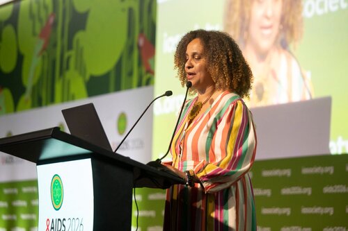 AIDS 2026, the 26th International AIDS Conference. Rio de Janeiro, Brazil.
Friday, 31 July 2026.

PL05. Rapporteur report-back session.
In the photo:Susan Cole, Phoenix Health Movement, United Kingdom.