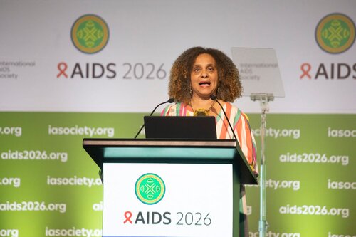 AIDS 2026, the 26th International AIDS Conference. Rio de Janeiro, Brazil.
Friday, 31 July 2026.

PL05. Rapporteur report-back session.
In the photo:Susan Cole, Phoenix Health Movement, United Kingdom.