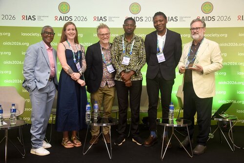 AIDS 2026, the 26th International AIDS Conference. Rio de Janeiro, Brazil.
Fryday, 31 July 2026.

SY29. Rebuilding trust and financing in a fractured world.
In the photo: Ben Plumley and panellists.

© Márcia Moreira / IAS.