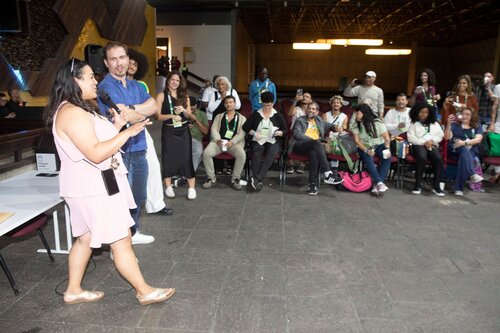 AIDS 2026, the 26th International AIDS Conference. Rio de Janeiro, Brazil.
Friday, 31July 2026.

VOLPARTY. .Volunteers party
In the photo: Voluteers gathering at volunteers party at the end of the conference.
