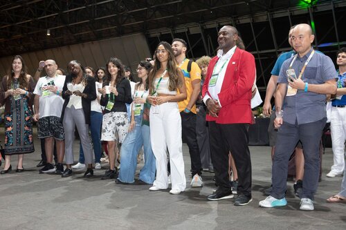 AIDS 2026, the 26th International AIDS Conference. Rio de Janeiro, Brazil.
Friday, 31July 2026.

VOLPARTY. .Volunteers party
In the photo: Voluteers gathering at volunteers party at the end of the conference.