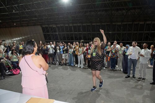 AIDS 2026, the 26th International AIDS Conference. Rio de Janeiro, Brazil.
Friday, 31July 2026.

VOLPARTY. .Volunteers party
In the photo: Voluteers gathering at volunteers party at the end of the conference.