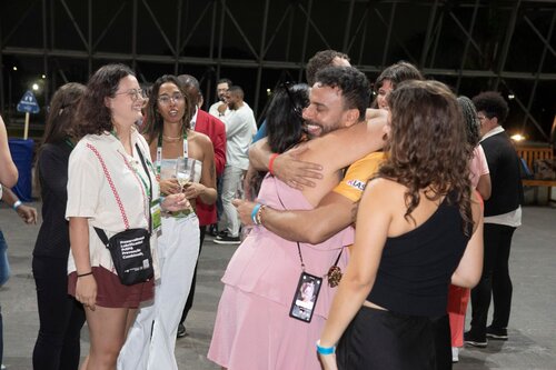 AIDS 2026, the 26th International AIDS Conference. Rio de Janeiro, Brazil.
Friday, 31July 2026.

VOLPARTY. .Volunteers party
In the photo: Voluteers gathering at volunteers party at the end of the conference.