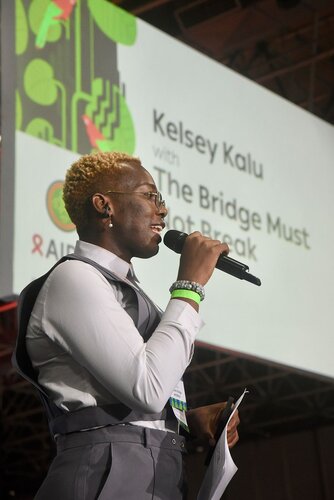 AIDS 2026, the 26th International AIDS Conference. Rio de Janeiro, Brazil.

GVMS17. Pitch Perfect: Young Leaders take the mic.
In the photo: Team pitching.

© Márcia Moreira / IAS.
