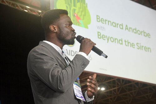 AIDS 2026, the 26th International AIDS Conference. Rio de Janeiro, Brazil.

GVMS17. Pitch Perfect: Young Leaders take the mic.
In the photo: Team pitching.

© Márcia Moreira / IAS.