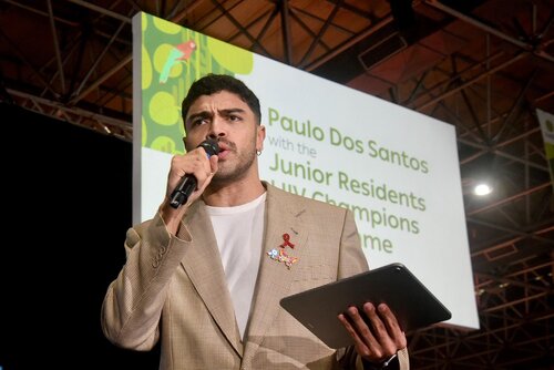 AIDS 2026, the 26th International AIDS Conference. Rio de Janeiro, Brazil.

GVMS17. Pitch Perfect: Young Leaders take the mic.
In the photo: Team pitching.

© Márcia Moreira / IAS.