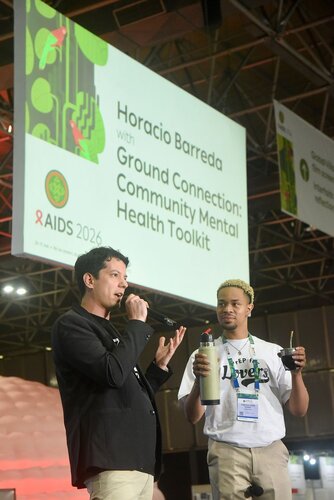 AIDS 2026, the 26th International AIDS Conference. Rio de Janeiro, Brazil.

GVMS17. Pitch Perfect: Young Leaders take the mic.
In the photo: Team pitching.

© Márcia Moreira / IAS.
