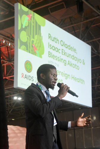 AIDS 2026, the 26th International AIDS Conference. Rio de Janeiro, Brazil.

GVMS17. Pitch Perfect: Young Leaders take the mic.
In the photo: Team pitching.

© Márcia Moreira / IAS.