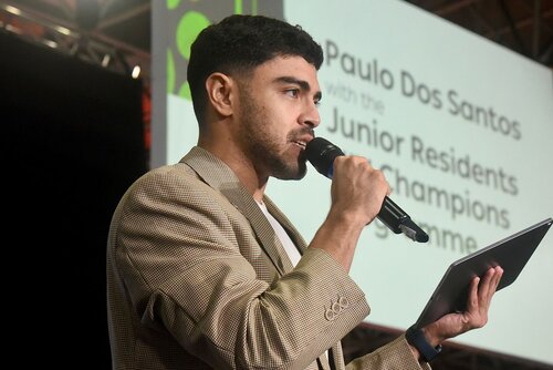 AIDS 2026, the 26th International AIDS Conference. Rio de Janeiro, Brazil.

GVMS17. Pitch Perfect: Young Leaders take the mic.
In the photo: Team pitching.

© Márcia Moreira / IAS.