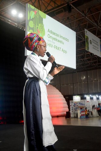 AIDS 2026, the 26th International AIDS Conference. Rio de Janeiro, Brazil.

GVMS17. Pitch Perfect: Young Leaders take the mic.
In the photo: Team pitching.

© Márcia Moreira / IAS.