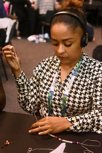 AIDS 2026., the 26th International AIDS Conference. Rio de Janeiro, Brazil.
Thursday, 30 July 2026.

WS19. Bead the change: Messages of hope from the HIV response.

© Márcia Moreira / IAS.