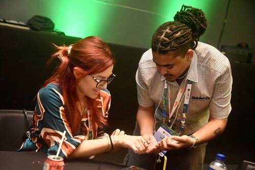AIDS 2026., the 26th International AIDS Conference. Rio de Janeiro, Brazil.
Thursday, 30 July 2026.

WS19. Bead the change: Messages of hope from the HIV response.

© Márcia Moreira / IAS.