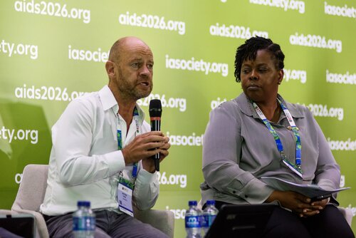AIDS 2026, the 26th International AIDS Conference. Rio de Janeiro, Brazil.                            Wednesday, 29 July 2026.

SAT37. Unfinished business: ending preventable deaths from advanced HIV disease in a changing HIV response.
In the photo: Nathan Ford, Tendai Nyagura.     

©️ Rogério von Krüger / IAS