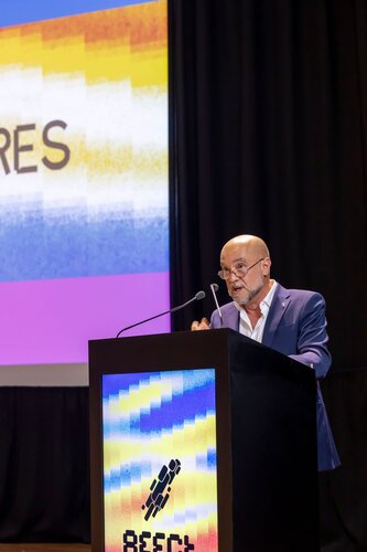José Júlio Alferes