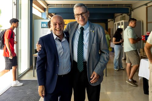 José Júlio Alferes, Rodrigo Martins