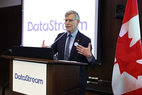 DataStream 10 Year Anniversary on Parliament Hill, Ottawa, ON. Sept 21, 2026.
Photographer: Dave Chan
License: Free to use.
Usage: Free to use.