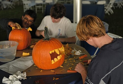 Fall Weekend, Summer Science Research posters, Shain Library Research Prize, Pumpkin carving, Ultimate Frisbee Family Fun Friday, Food Trucks, Lawn Games Friday, October 9, 2026. (Connecticut College photos by Sean D. Elliot)